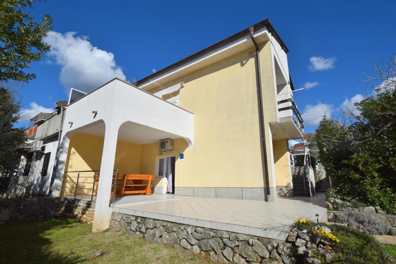 Apartments Buturajac Krk Town Bagian luar foto