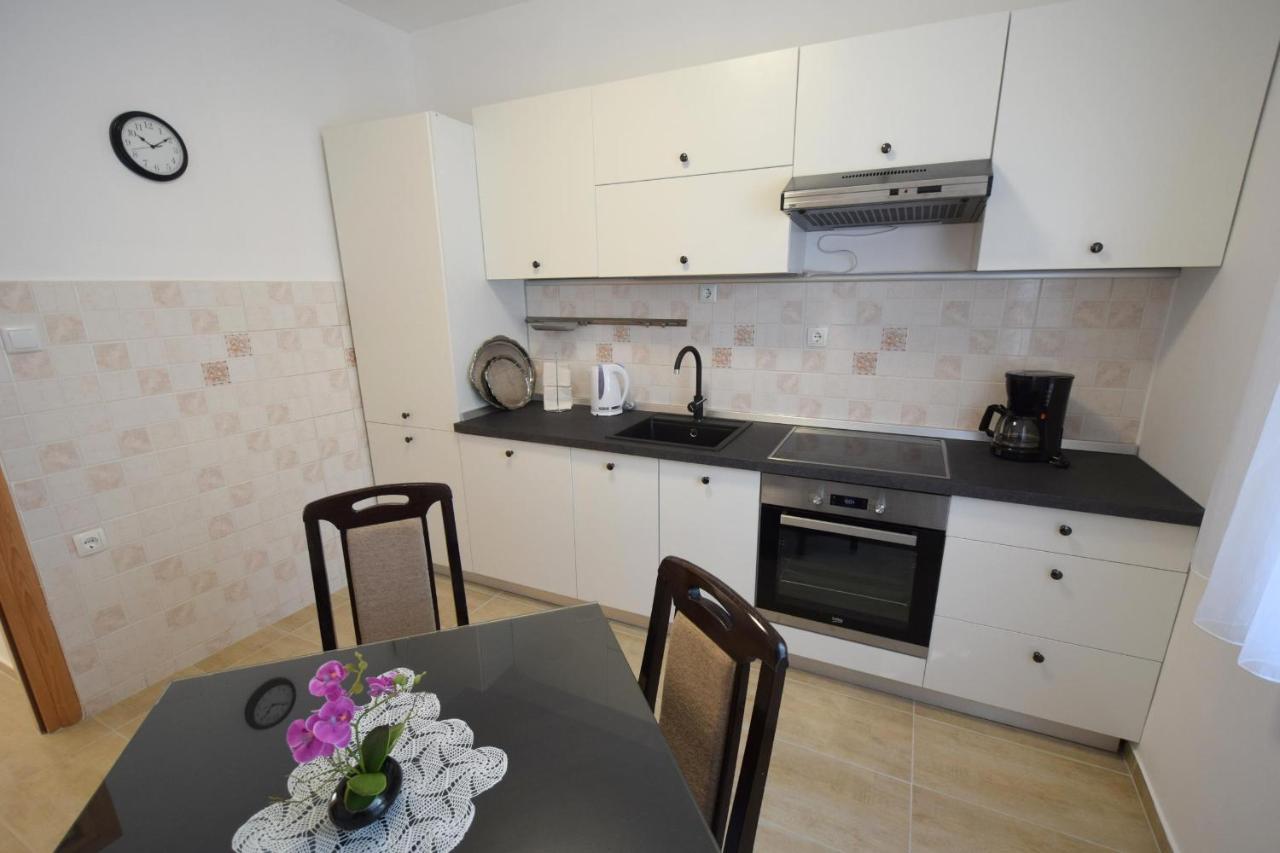 Apartments Buturajac Krk Town Bagian luar foto