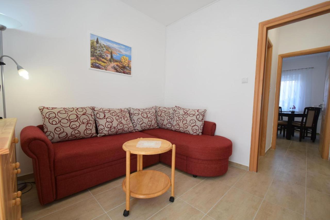 Apartments Buturajac Krk Town Bagian luar foto